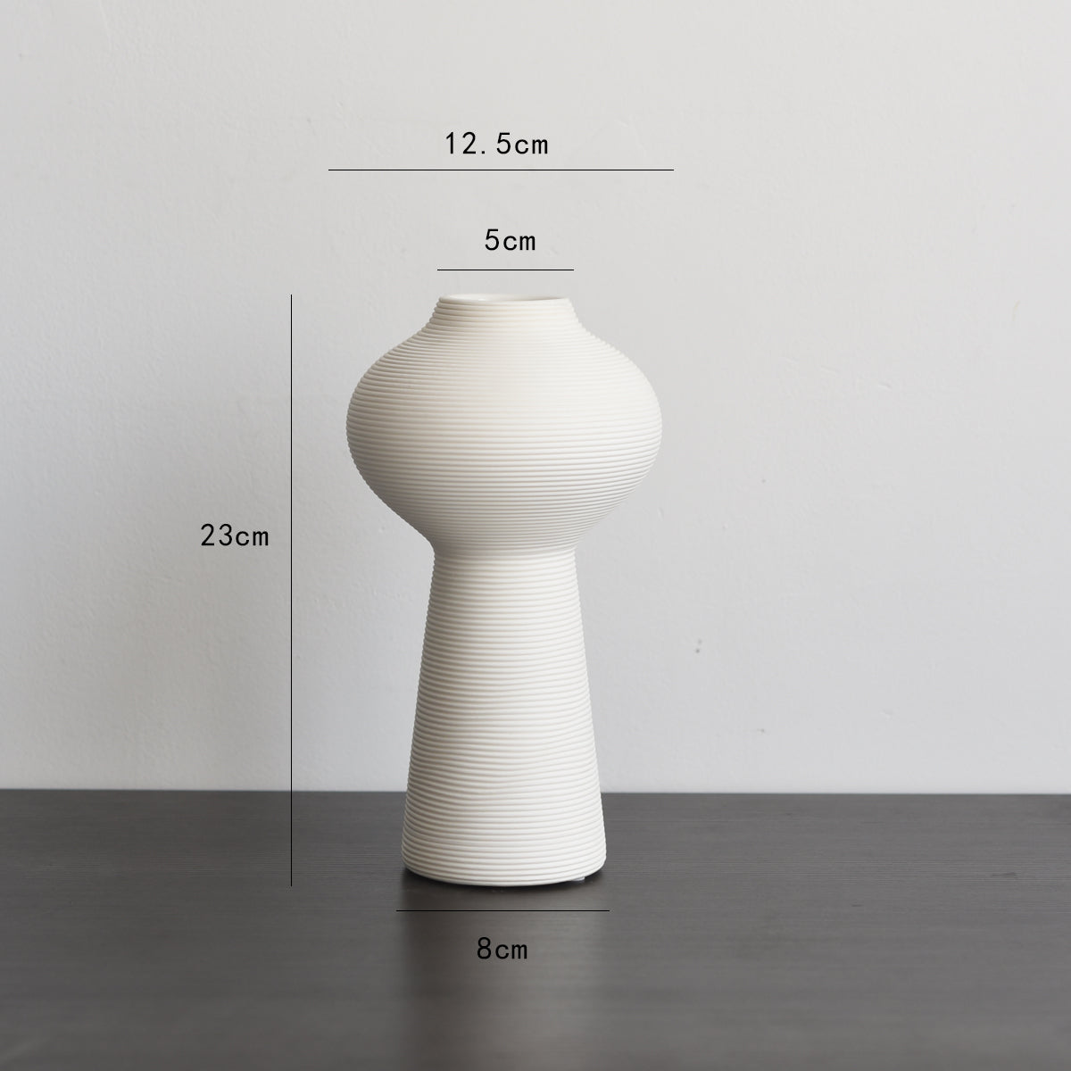 Vaso smaltato minimalista
