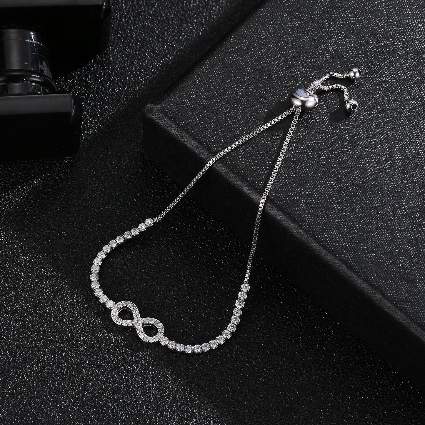Bracciale Infinito Stellato