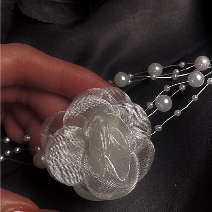 Collana rose tema francese retrò