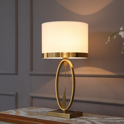 Lampada nordica da comodino