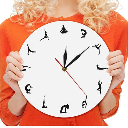 Orologio da parete Pose yoga nere