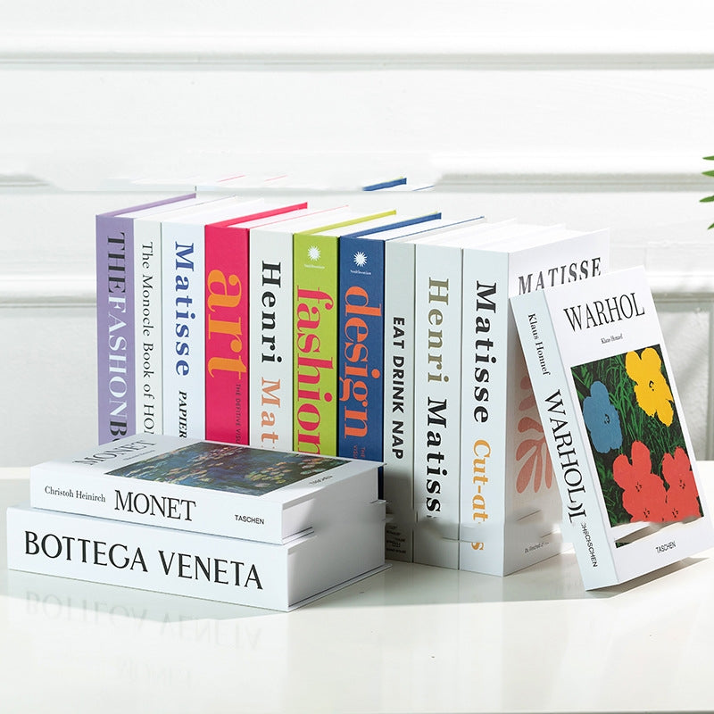 Decorazione libri minimalista