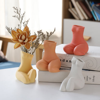 Vaso in ceramica forma astratta