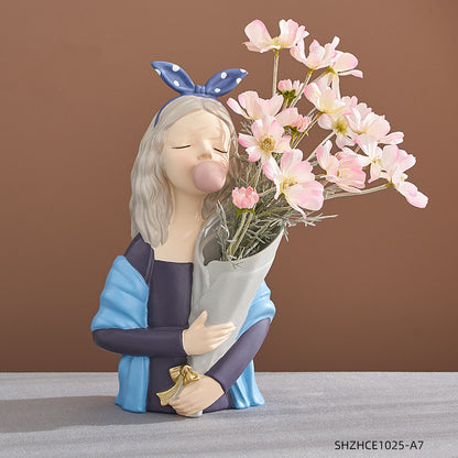 Figurina donna moderna