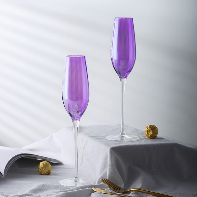 Bicchiere di cristallo viola