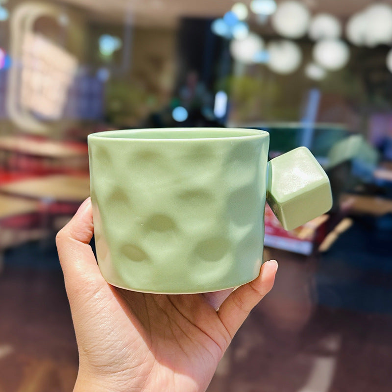 Bicchiere ceramica manico quadrato